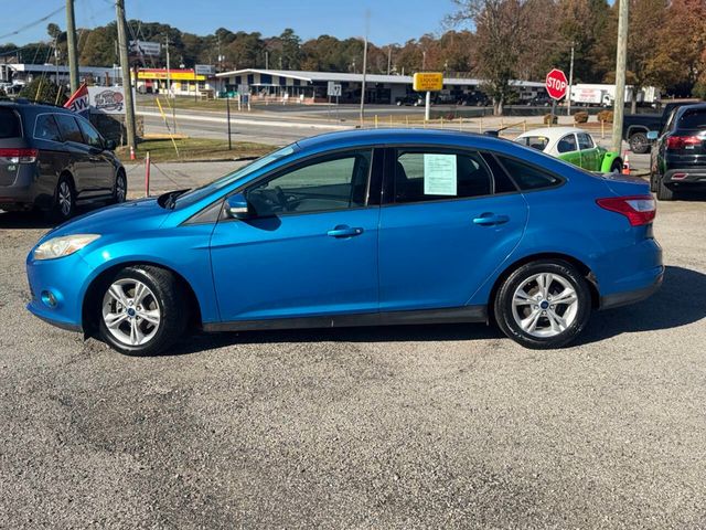 2014 Ford Focus 4dr Sedan SE - 22946456 - 1