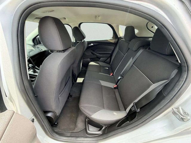 2014 Ford Focus 5dr Hatchback SE - 23044852 - 20