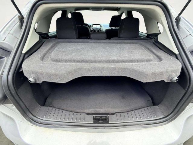 2014 Ford Focus 5dr Hatchback SE - 23044852 - 4