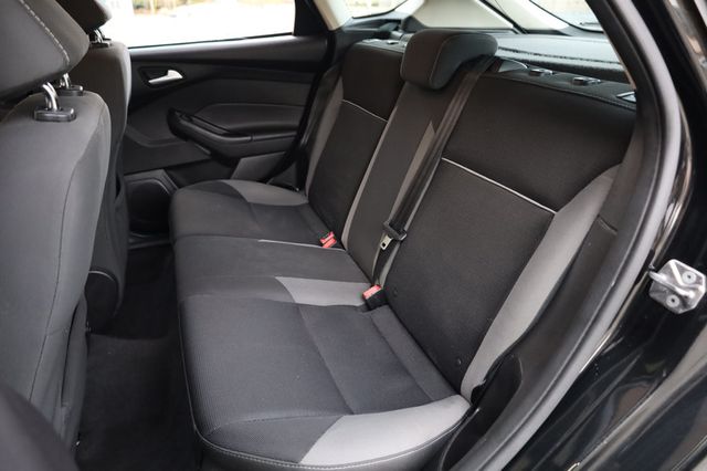 2014 Ford Focus 5dr Hatchback SE - 22969128 - 18