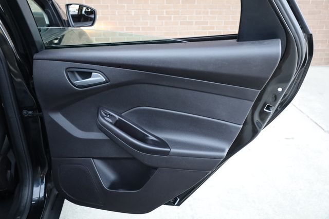 2014 Ford Focus 5dr Hatchback SE - 22969128 - 19