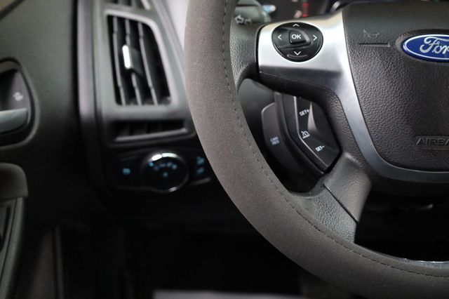 2014 Ford Focus 5dr Hatchback SE - 22969128 - 27