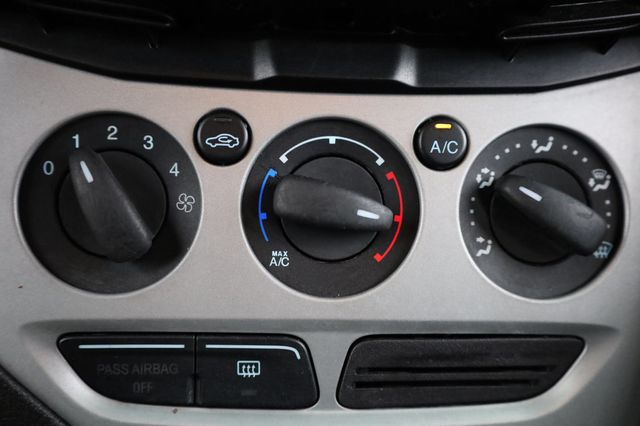 2014 Ford Focus 5dr Hatchback SE - 22969128 - 34