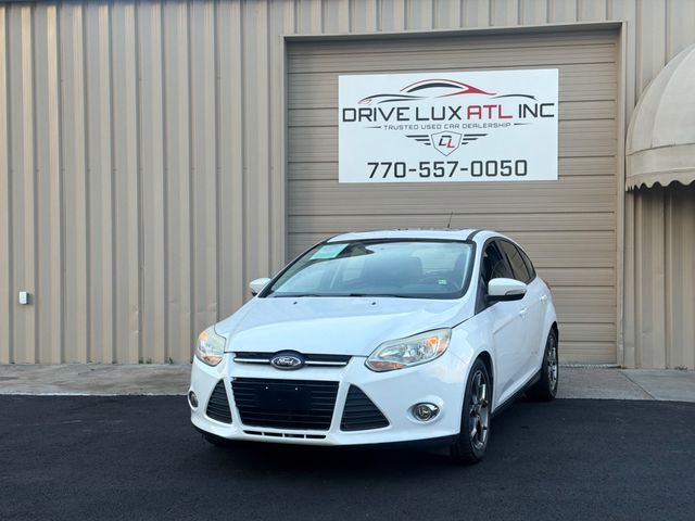 2014 Ford Focus 5dr Hatchback SE - 23061366 - 3
