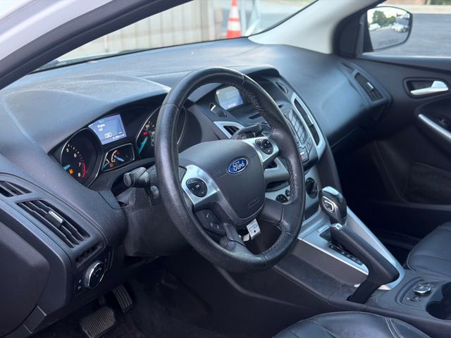 2014 Ford Focus 5dr Hatchback SE - 23061366 - 8