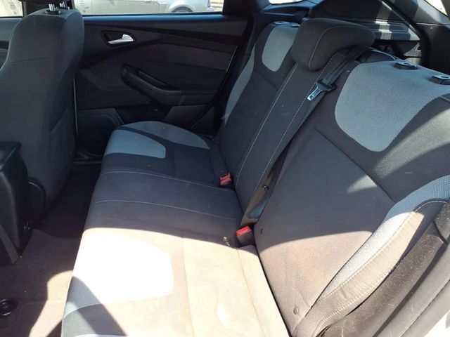 2014 Ford Focus 5dr Hatchback ST - 23037298 - 13