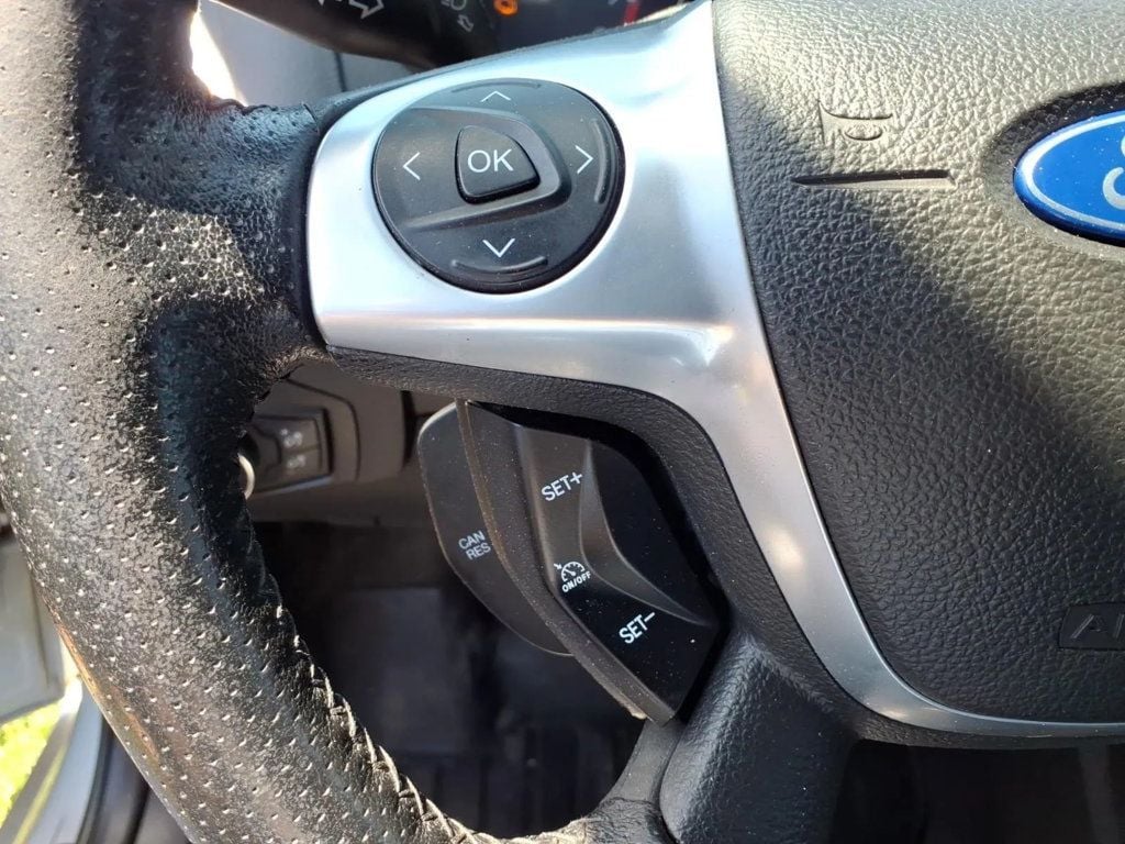 2014 Ford Focus 5dr Hatchback ST - 23037298 - 6