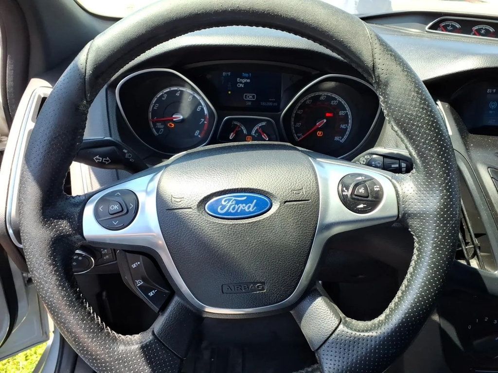 2014 Ford Focus 5dr Hatchback ST - 23037298 - 7