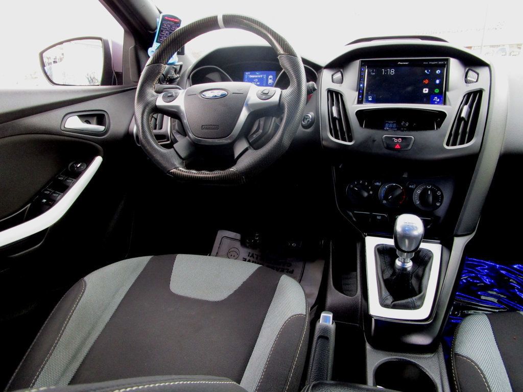 2014 Ford Focus 5dr Hatchback ST - 22400235 - 15