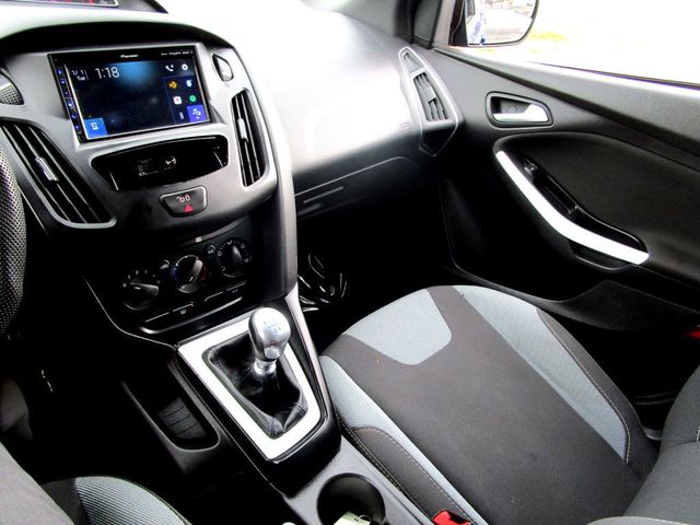 2014 Ford Focus 5dr Hatchback ST - 22400235 - 16