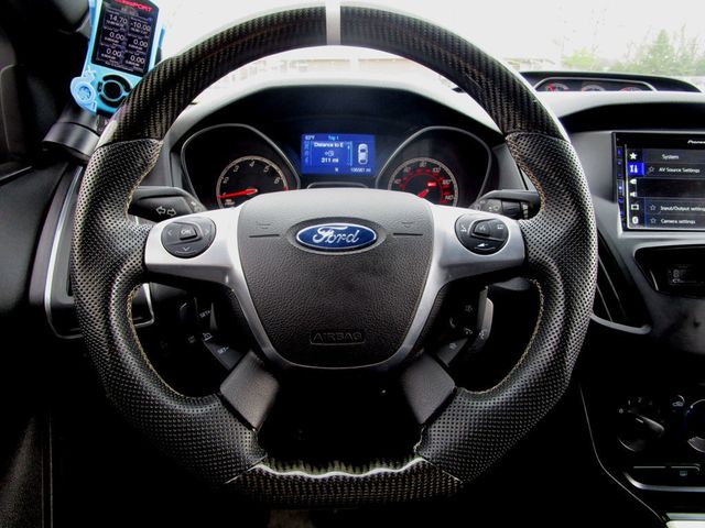 2014 Ford Focus 5dr Hatchback ST - 22400235 - 17