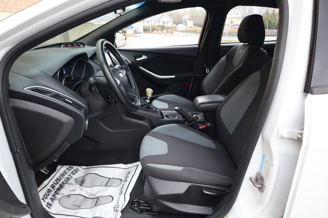 2014 Ford Focus 5dr Hatchback ST - 22970725 - 12