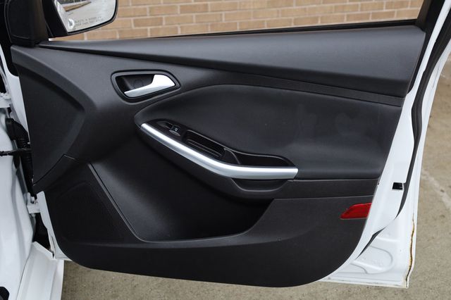 2014 Ford Focus 5dr Hatchback ST - 22970725 - 20