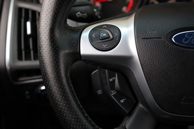 2014 Ford Focus 5dr Hatchback ST - 22970725 - 26