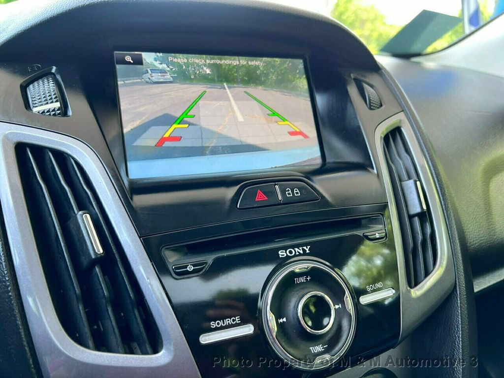 2014 Ford Focus 5dr Hatchback Titanium ** 1 owner ** - 21940259 - 15