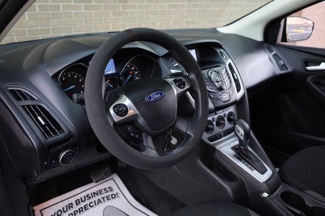 2014 Ford Focus SE - 23050872 - 12
