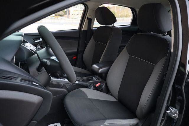 2014 Ford Focus SE - 23050872 - 14
