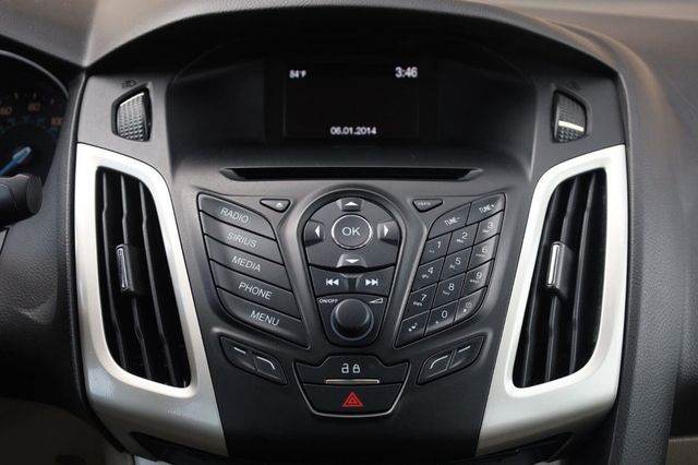 2014 Ford Focus SE - 23074050 - 34