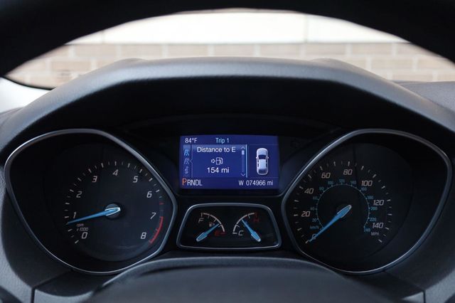 2014 Ford Focus SE - 23074050 - 39