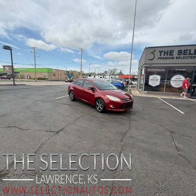 2014 Ford Focus SE W/EQUIPMENT GROUP 201A & LEATHER TRIMMED INTERIOR  - 23007098 - 0