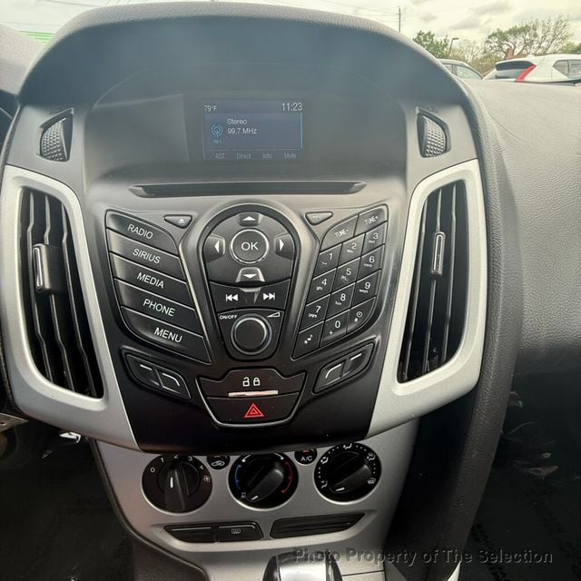 2014 Ford Focus SE W/EQUIPMENT GROUP 201A & LEATHER TRIMMED INTERIOR  - 23007098 - 30