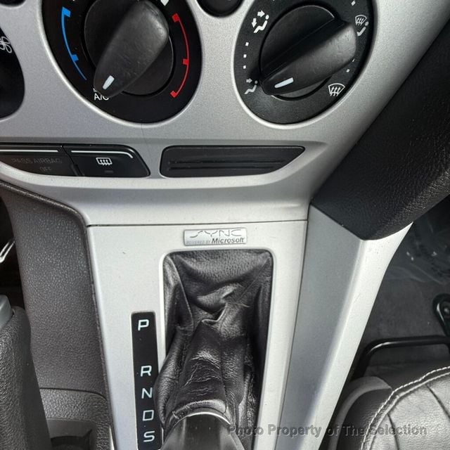2014 Ford Focus SE W/EQUIPMENT GROUP 201A & LEATHER TRIMMED INTERIOR  - 23007098 - 31