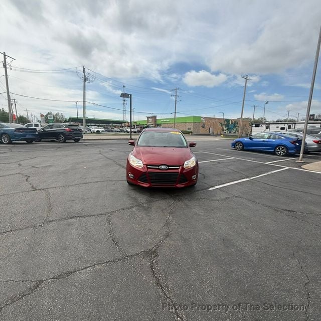 2014 Ford Focus SE W/EQUIPMENT GROUP 201A & LEATHER TRIMMED INTERIOR  - 23007098 - 3