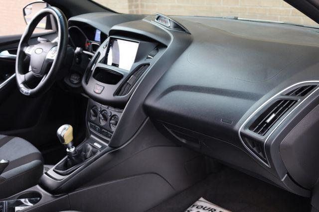2014 Ford Focus ST - 23054000 - 23