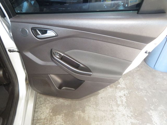 2014 Ford Focus ST FOCUS 4DR HATCHBACK EXTRA CLEAM 2.0 2 OWNER RECARO SEATS  - 23010976 - 25