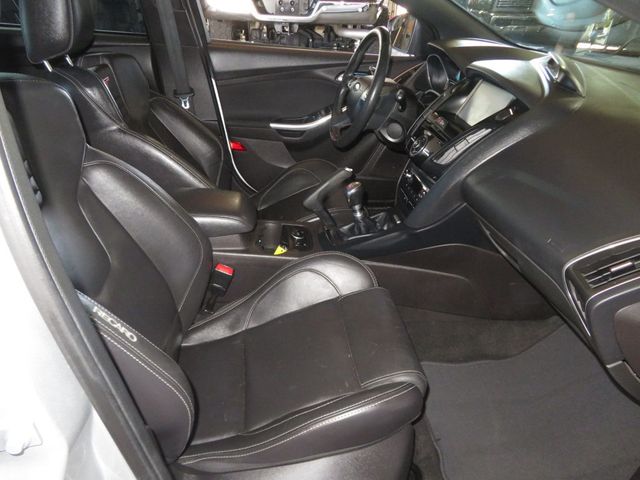 2014 Ford Focus ST FOCUS 4DR HATCHBACK EXTRA CLEAM 2.0 2 OWNER RECARO SEATS  - 23010976 - 30