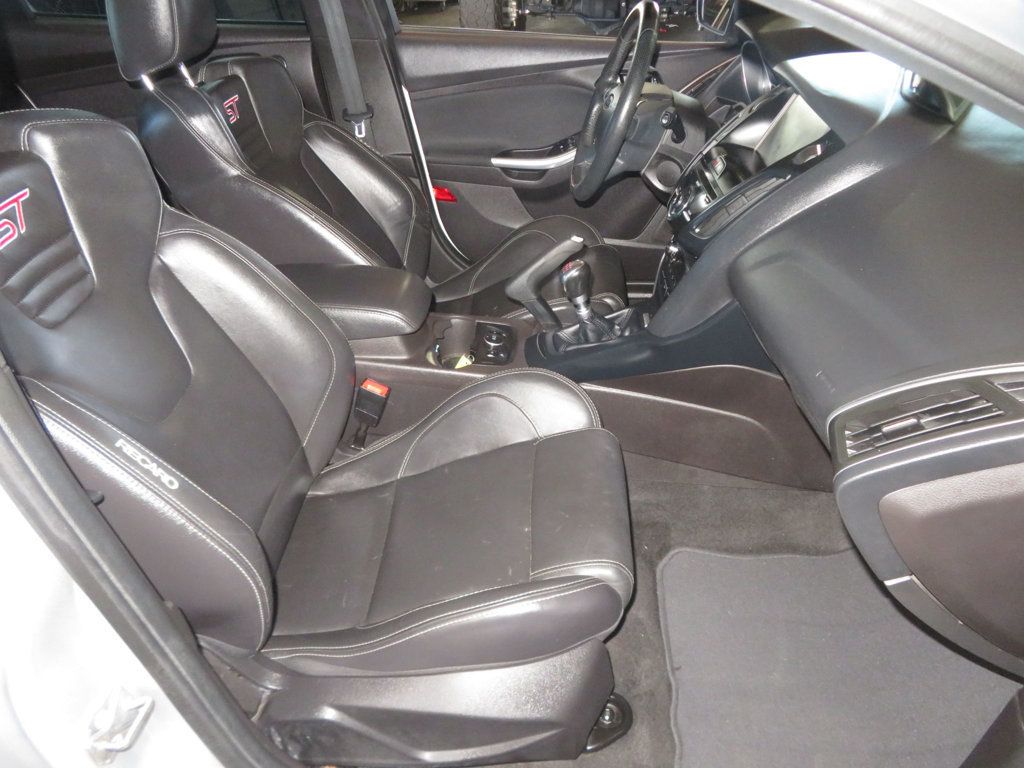 2014 Ford Focus ST FOCUS 4DR HATCHBACK EXTRA CLEAM 2.0 2 OWNER RECARO SEATS  - 23010976 - 31