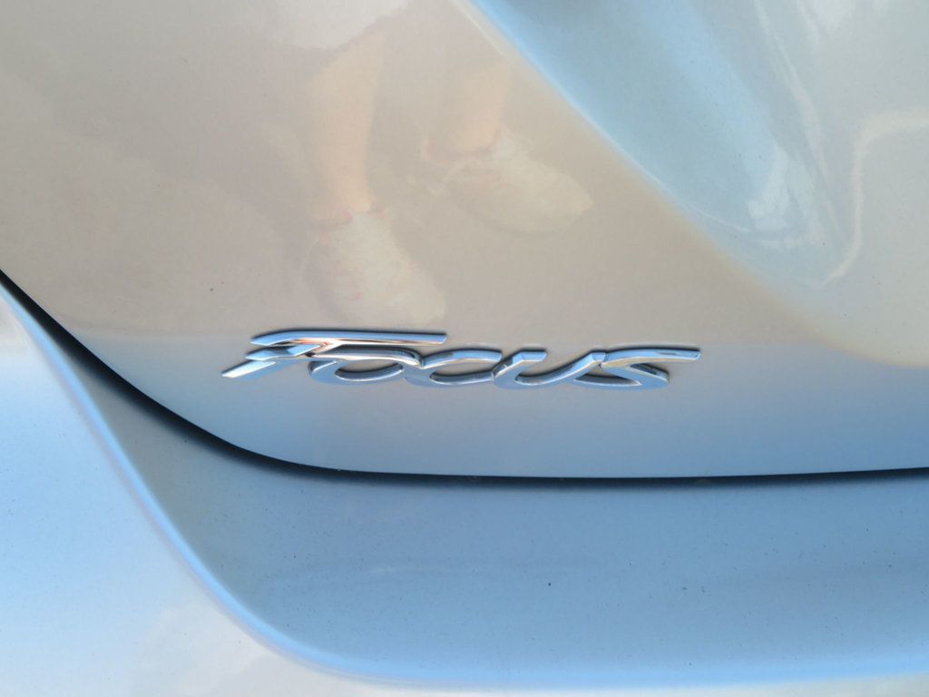 2014 Ford Focus ST FOCUS 4DR HATCHBACK EXTRA CLEAN 2.0 2 OWNER RECARO SEATS  - 23010976 - 12
