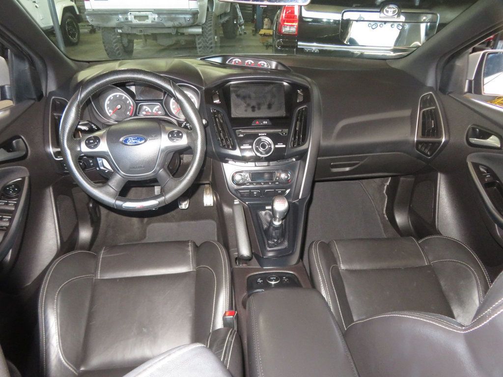 2014 Ford Focus ST FOCUS 4DR HATCHBACK EXTRA CLEAN 2.0 2 OWNER RECARO SEATS  - 23010976 - 37