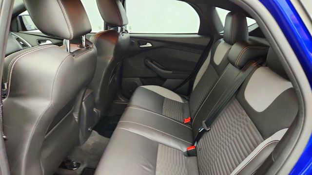 2014 Ford Focus ST Hatchback w/ ST2 Equipment Group & RECARO Sport Seats - 23095527 - 21