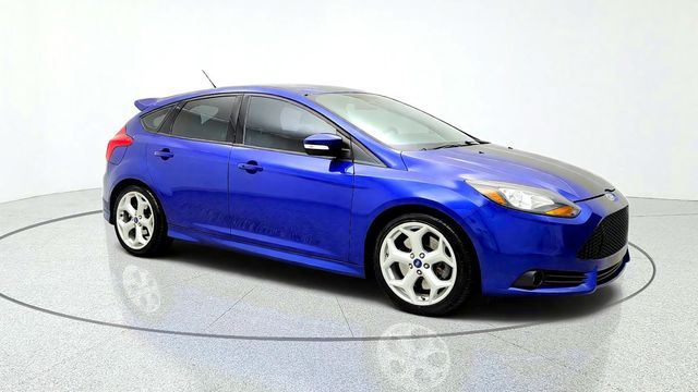 2014 Ford Focus ST Hatchback w/ ST2 Equipment Group & RECARO Sport Seats - 23095527 - 2
