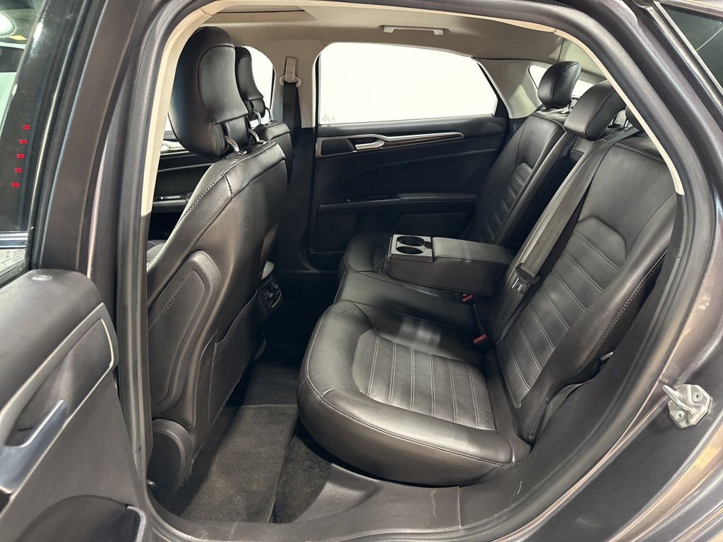 2014 Ford Fusion 4dr Sedan SE FWD - 22965405 - 30