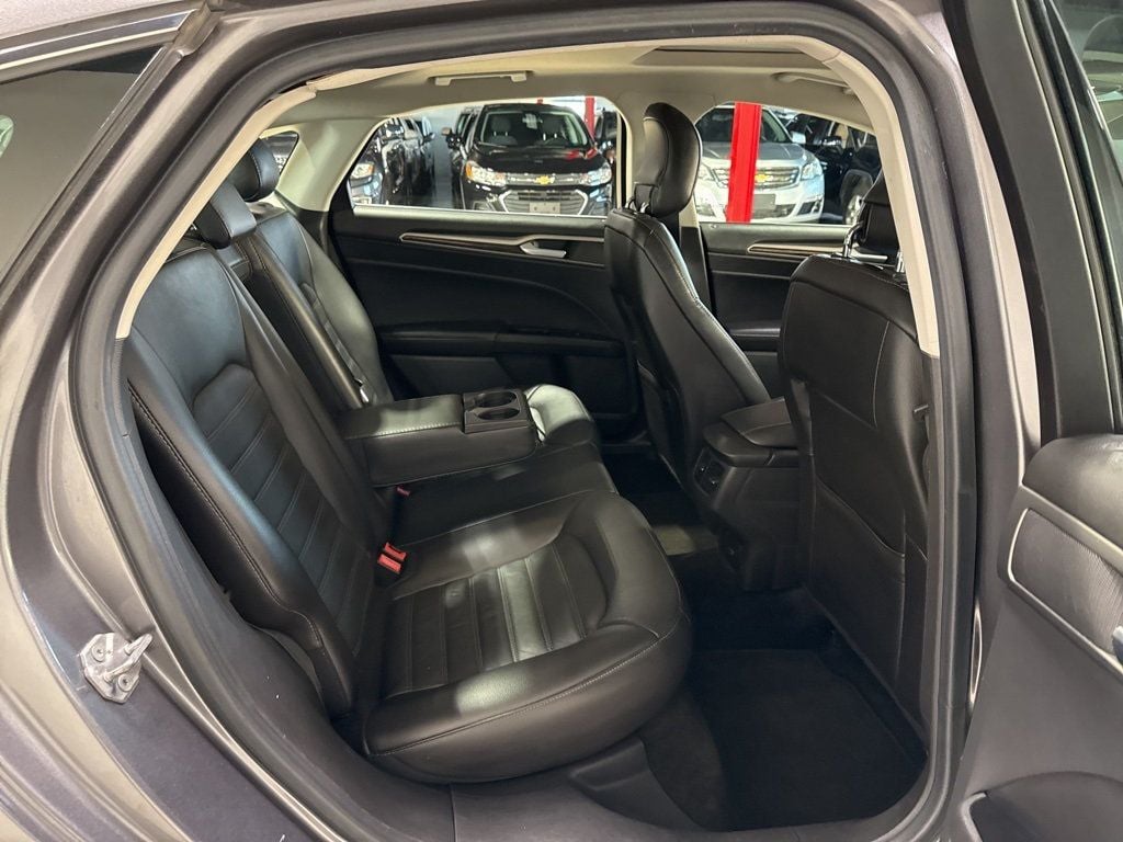 2014 Ford Fusion 4dr Sedan SE FWD - 22965405 - 35