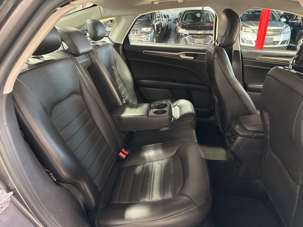 2014 Ford Fusion 4dr Sedan SE FWD - 22965405 - 37