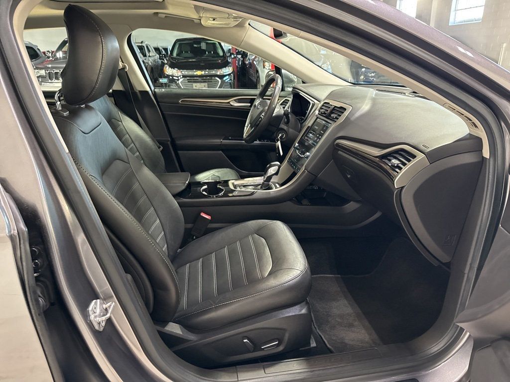 2014 Ford Fusion 4dr Sedan SE FWD - 22965405 - 39