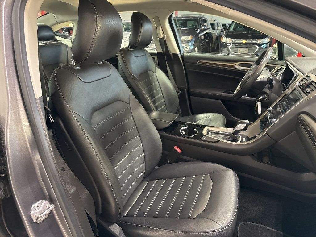 2014 Ford Fusion 4dr Sedan SE FWD - 22965405 - 40