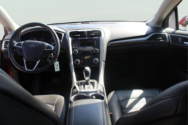 2014 Ford Fusion 4dr Sedan SE FWD - 23006784 - 5