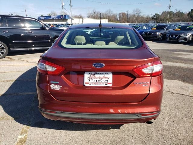 2014 Ford Fusion SE photo 6