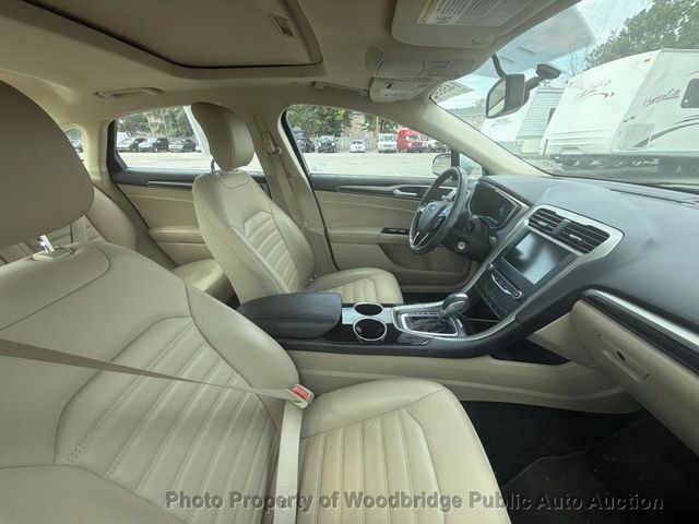 2014 Ford Fusion 4dr Sedan SE Hybrid FWD - 23078625 - 9