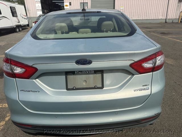 2014 Ford Fusion 4dr Sedan SE Hybrid FWD - 23078625 - 4