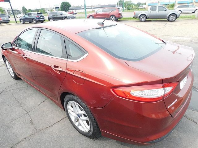 2014 Ford Fusion 4d Sedan SE - 22842544 - 3