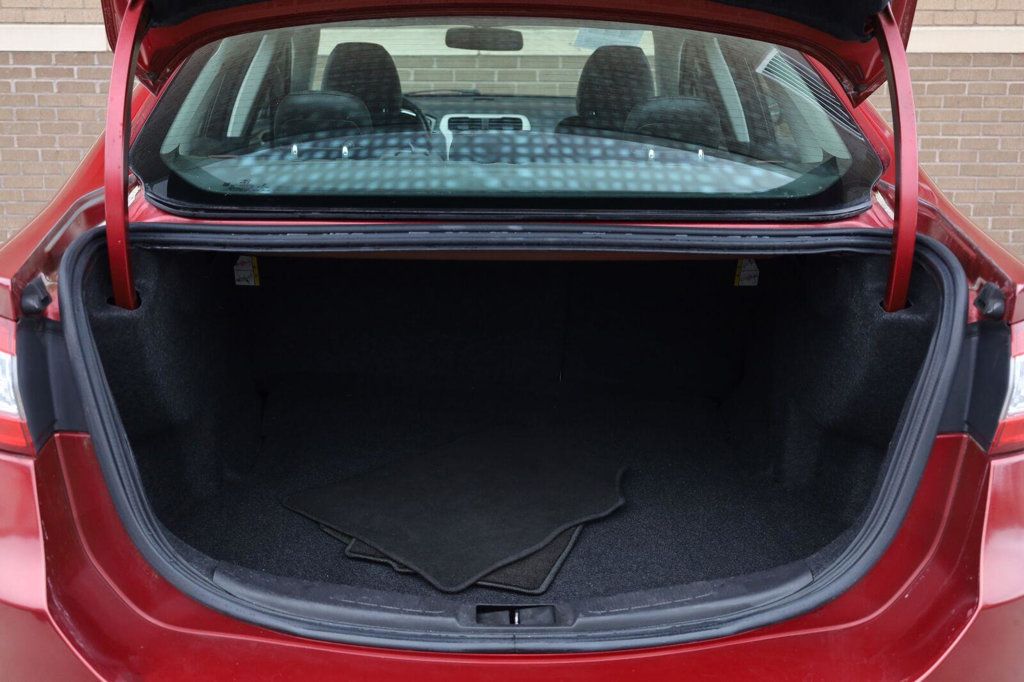 Ford Fusion photo 13