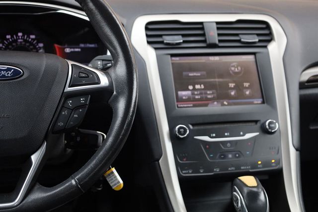 2014 Ford Fusion SE - 23092829 - 38