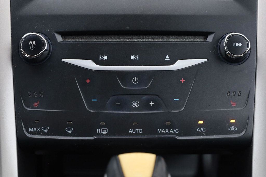 Ford Fusion photo 41