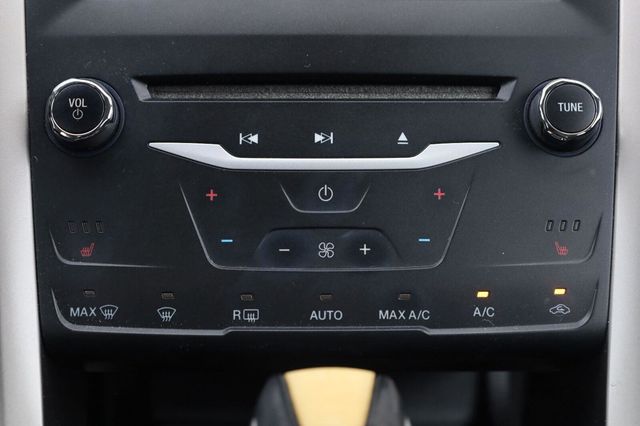 2014 Ford Fusion SE - 23092829 - 40