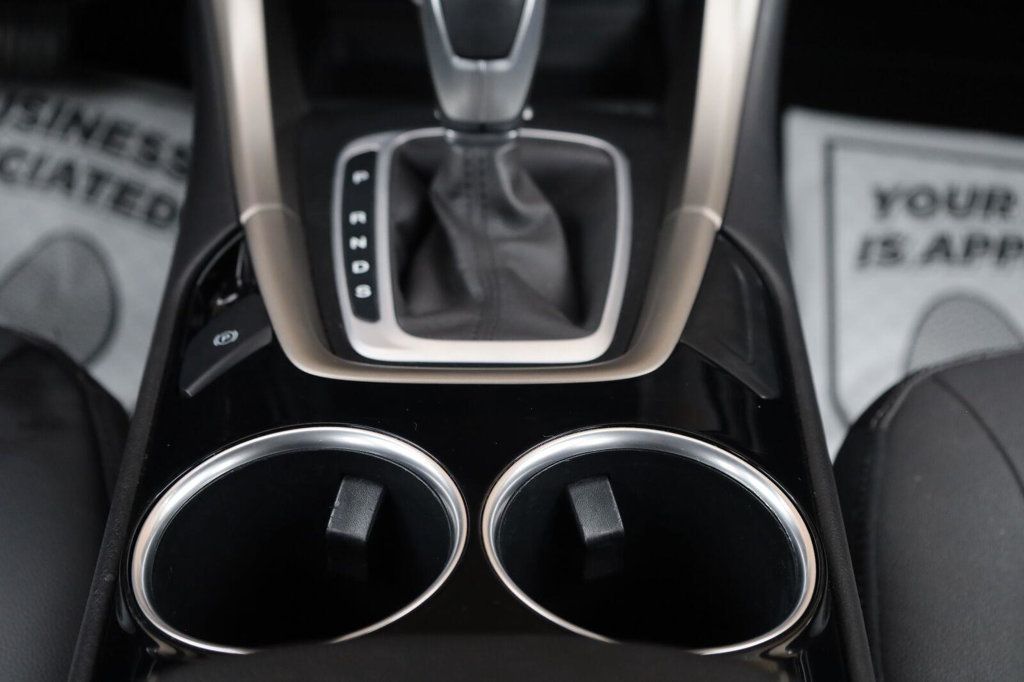 Ford Fusion photo 43